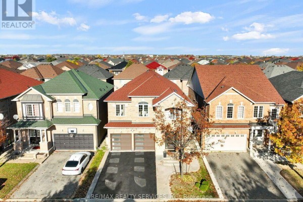 Laundry room - 61 Sir Jacobs Crescent, Brampton, ON L7A3T5 Photo 3