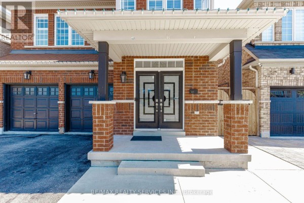 Family room - 61 Sugarcane Avenue, Brampton, ON L6R0E6 Photo 3
