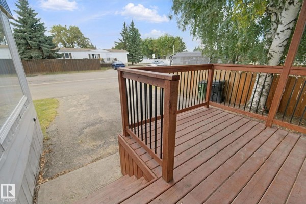 Den - 61 West View Bv Nw, Edmonton, AB T5S1T5 Photo 5