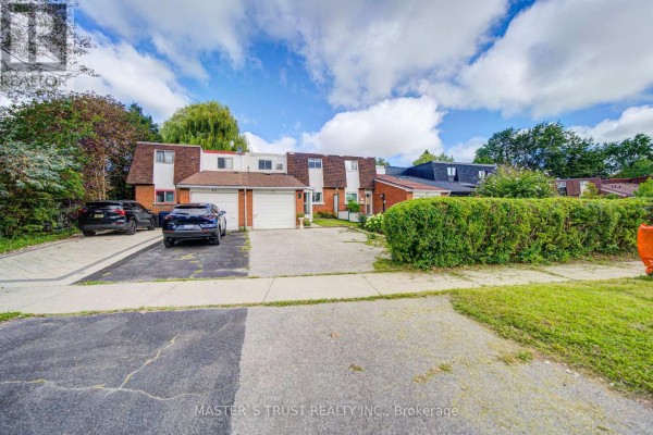 61 Wiggens Court, Toronto, ON, photo 2