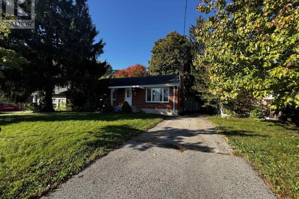 Residential for sale at 61 Wistow Street, London East, ON - MLS® PbTpf4