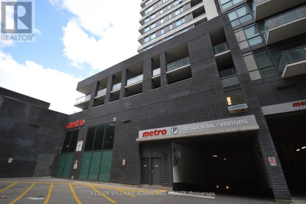 610 - 20 Minowan Miikan Lane, Toronto, ON, photo 2