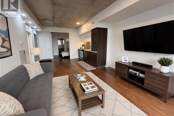 610 - 20 Minowan Miikan Lane, Toronto, ON, photo 3