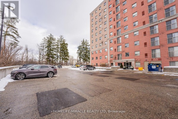 610 - 274 Erb Street W, Waterloo, ON, photo 2