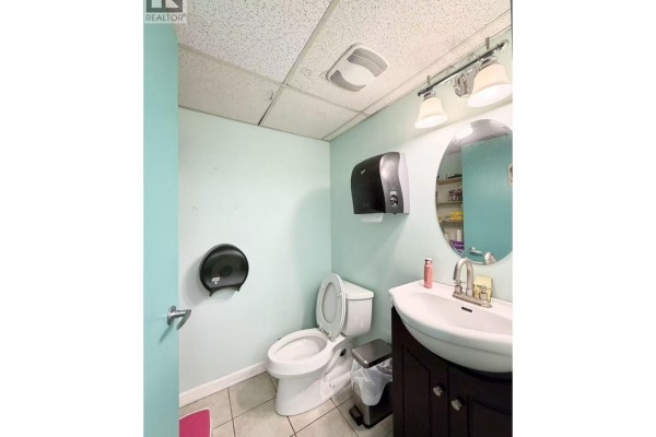610 4400 Hazelbridge Way, Richmond, BC V6X3R8 Photo 5