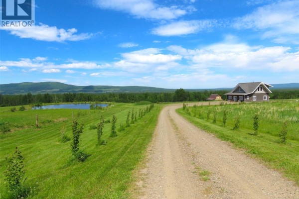 Dining room - 610 Cowie Creek Road, Chetwynd, BC V0C1J0 Photo 4