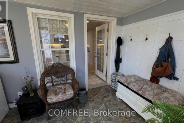 Kitchen - 610 East Street W, Edwardsburgh/cardinal, ON K0E1E0 Photo 4