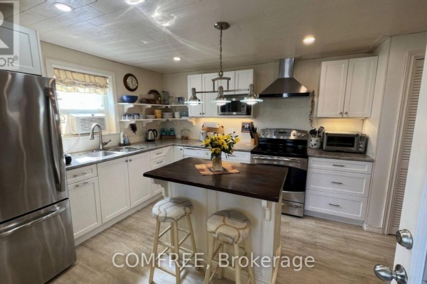 Kitchen - 610 East Street W, Edwardsburgh/cardinal, ON K0E1E0 Photo 5