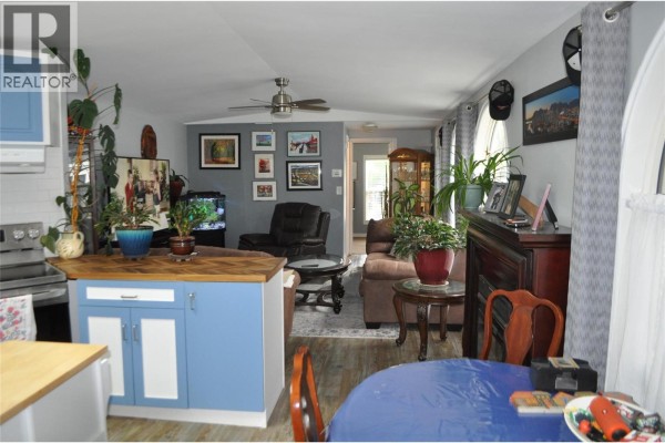 Foyer - 610 Katherine Road Unit# 10, West Kelowna, BC V1Z3G2 Photo 5