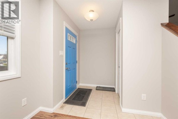 Dining room - 610 Silkstone Point W, Lethbridge, AB T1J4C5 Photo 2
