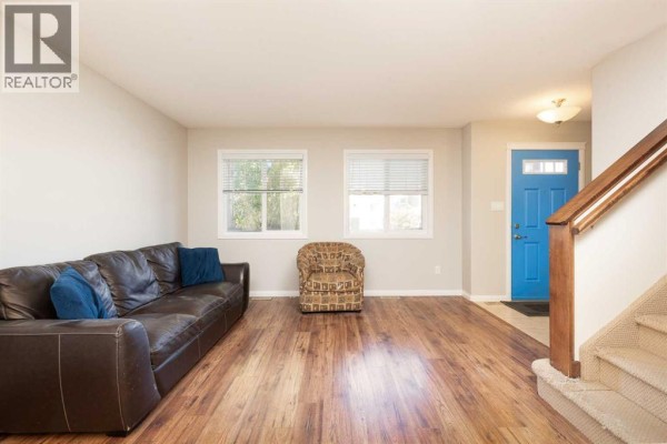 2pc Bathroom - 610 Silkstone Point W, Lethbridge, AB T1J4C5 Photo 4