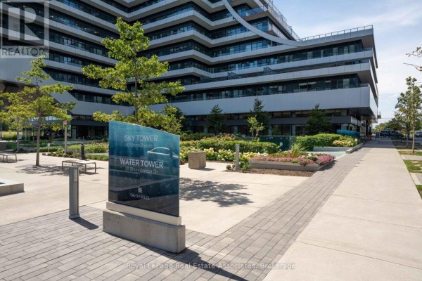 6104 - 30 Shore Breeze Drive, Toronto, ON M8V0J1 Photo 4
