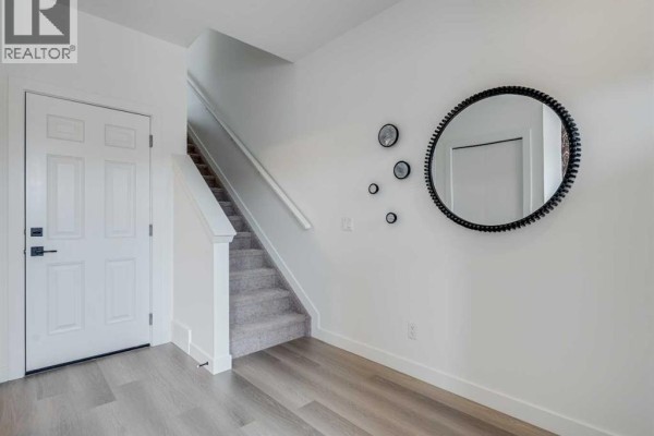 6106, 200 Southridge Drive, Okotoks, AB, photo 3