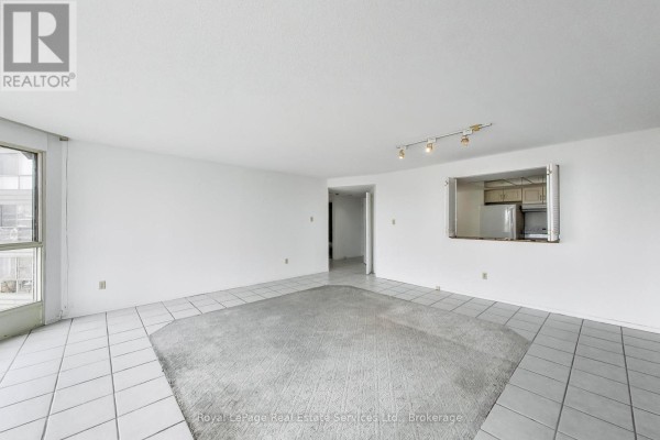 Primary Bedroom - 611 - 5 Weldrick Road W, Richmond Hill, ON L4C8S9 Photo 4