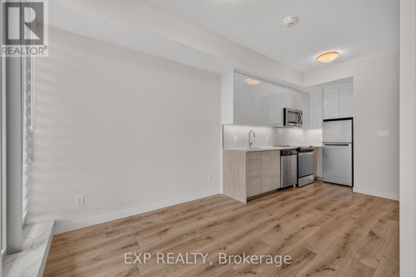 Kitchen - 611 - 60 Frederick Street, Kitchener, ON N2H0C7 Photo 4