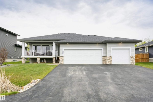 Kitchen - 611 55101 Ste Anne Trail, Rural Lac Ste  Anne County, AB T0E1A1 Photo 3