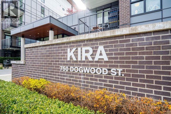 611 750 Dogwood Street, Coquitlam, BC V3J4B7 Photo 2