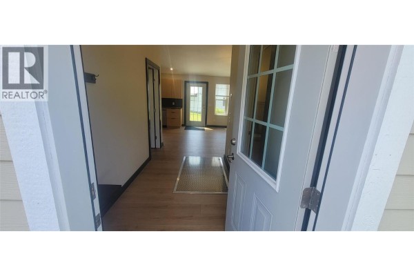 Full bathroom - 611 Casley Court Unit# 3, New Denver, BC V0G1S1 Photo 2