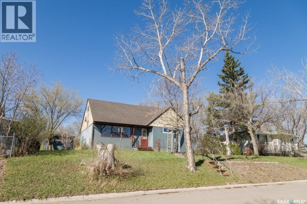 Bedroom - 611 Saskatchewan Avenue, Kerrobert, SK S0L1R0 Photo 4
