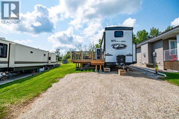 6112, 25054 South Pine Lake Road, Rural Red Deer County, AB, photo 3