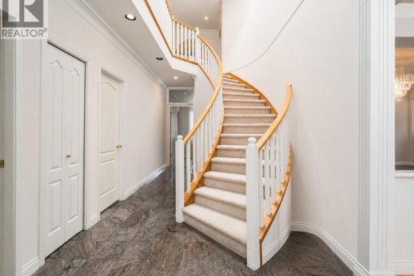 6115 Garrison Court, Richmond, BC V7C5S2 Photo 5