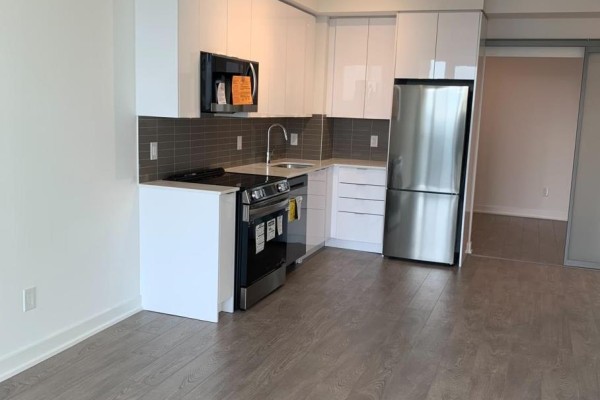 Kitchen - 612 - 225 Malta Avenue, Brampton, ON L6Y4M7 Photo 3