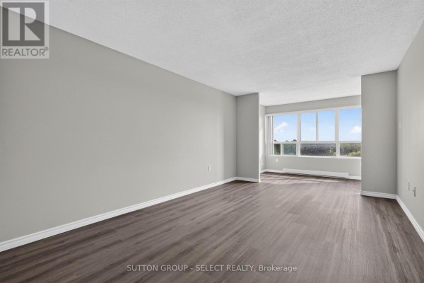612 - 600 Grenfell Drive, London North, ON N5X2R8 Photo 5