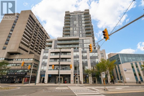 612 - 736 Spadina Avenue, Toronto