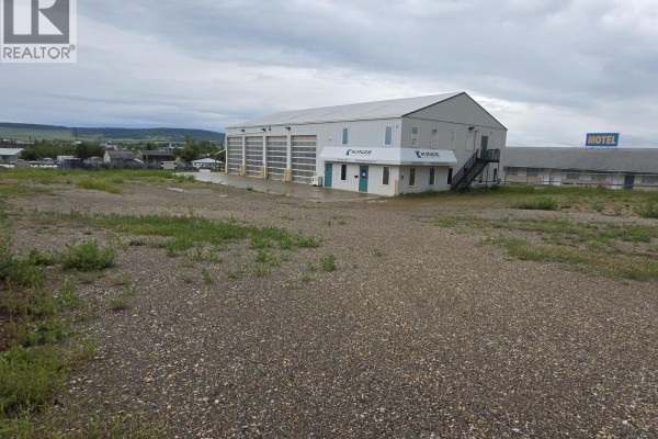 612 103 Avenue, Dawson Creek, BC, photo 3