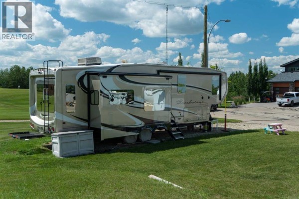 6124, 25054 South Pine Lake Road, Rural Red Deer County, AB T0M1R0 Photo 5