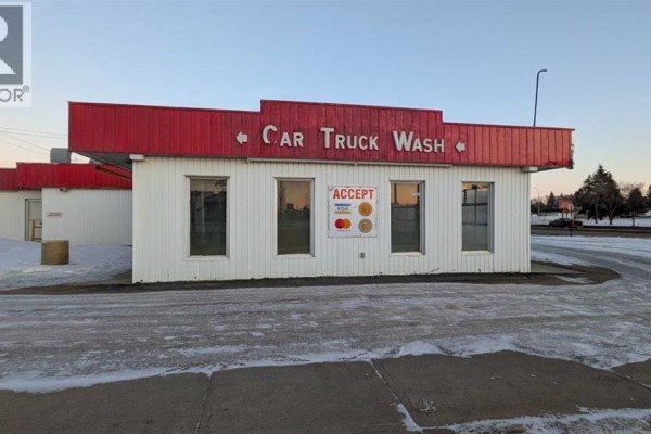 6124 48 Avenue, Camrose, AB T4V0K5 Photo 4