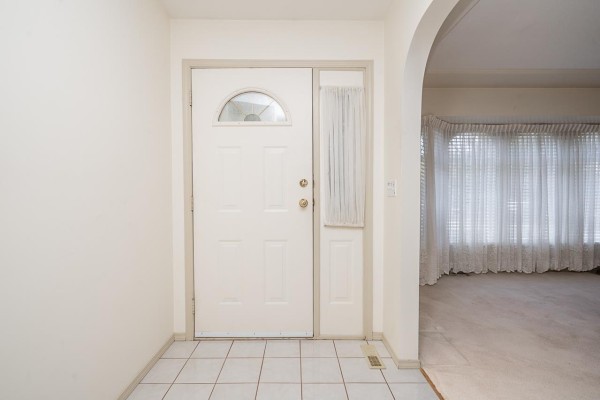 6128 185b Street, Surrey, BC V3S7P6 Photo 3