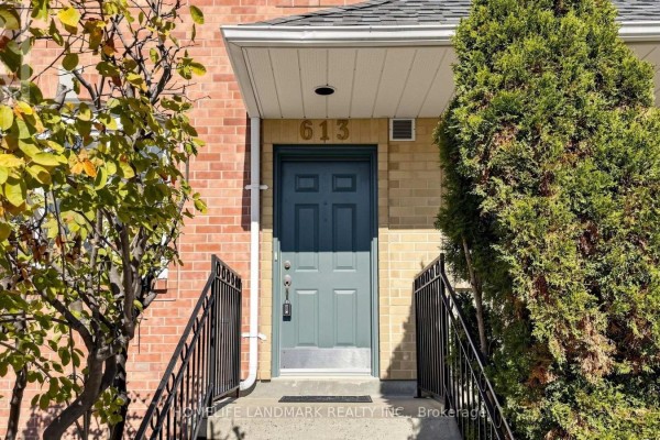 613 - 75 Weldrick Road E, Richmond Hill, ON L4C0H9 Photo 3