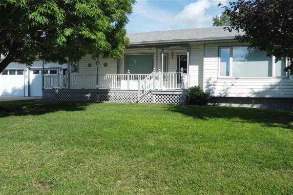 Eat in kitchen - 613 Manitoba Street, Shoal Lake, MB R0J1Z0 Photo 2