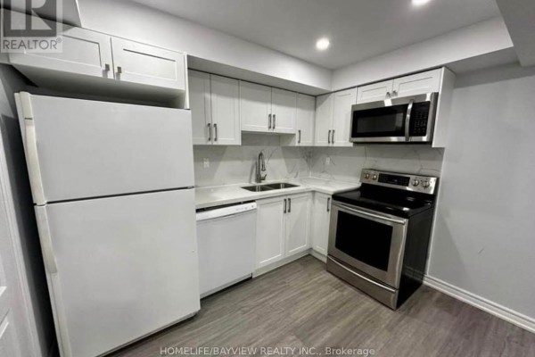 Bsmnt - 613 Osler Court, Newmarket, ON L3X2P5 Photo 4