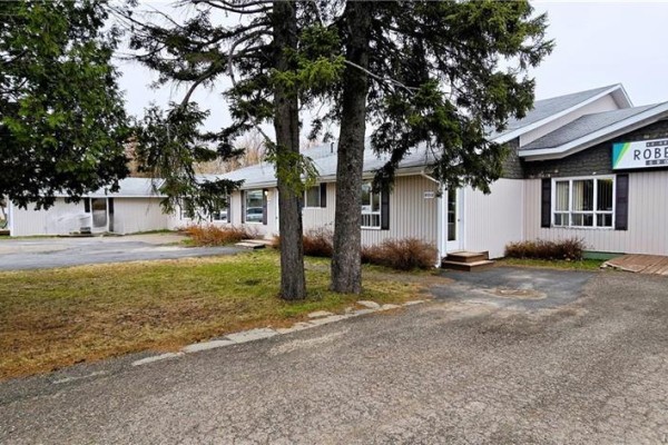 613 Rivière-à-la Truite Street, Riviere A La Truite, NB E1X2M4 Photo 5