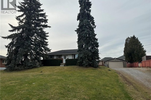 613 Rymal Road W, Hamilton, ON, photo 3