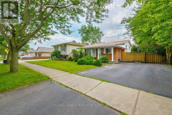Primary Bedroom - 6130 Crimson Drive, Niagara Falls, ON L2G7S3 Photo 4