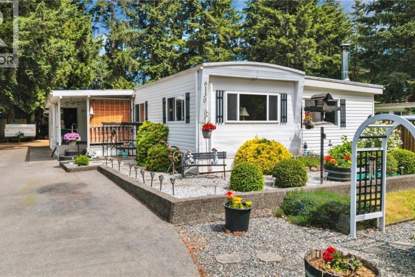 Den - 6130 Pine Ridge Cres, Nanaimo, BC V9T2N7 Photo 2