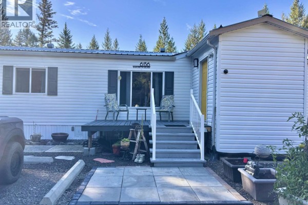 6136 Ranchette Road, 100 Mile House, BC, photo 3
