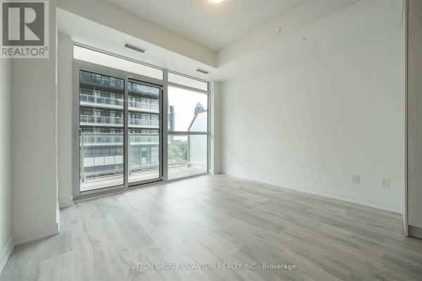 Bedroom - 614 - 251 Manitoba Street, Toronto, ON M8Y0C7 Photo 4