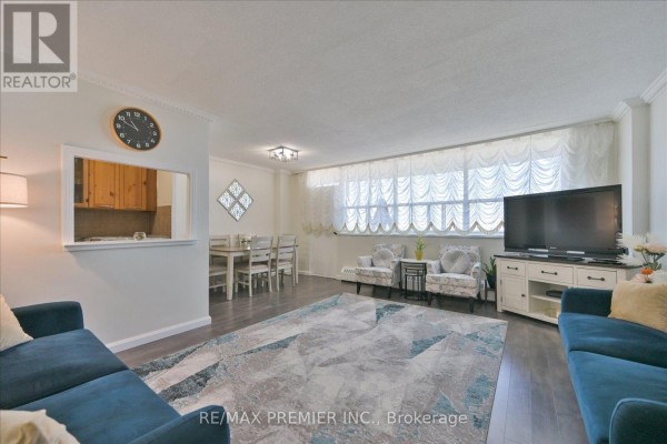 Kitchen - 614 - 80 Grandravine Drive, Toronto, ON M3J1B2 Photo 3