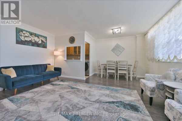 Eating area - 614 - 80 Grandravine Drive, Toronto, ON M3J1B2 Photo 4