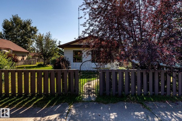 614 1 Av, Rural Wetaskiwin County, AB, photo 3