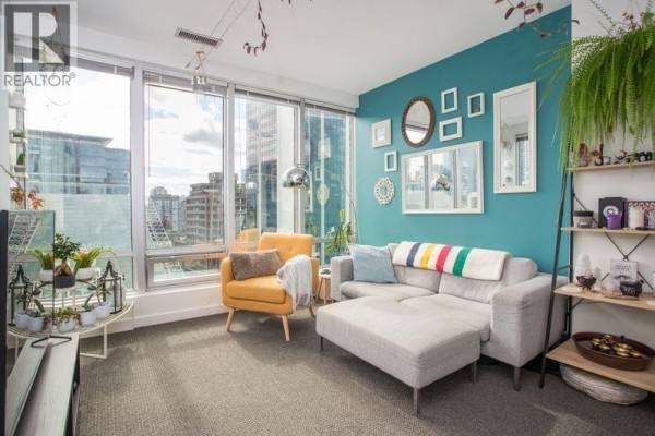 614 989 Nelson Street, Vancouver, BC V6Z3B6 Photo 3