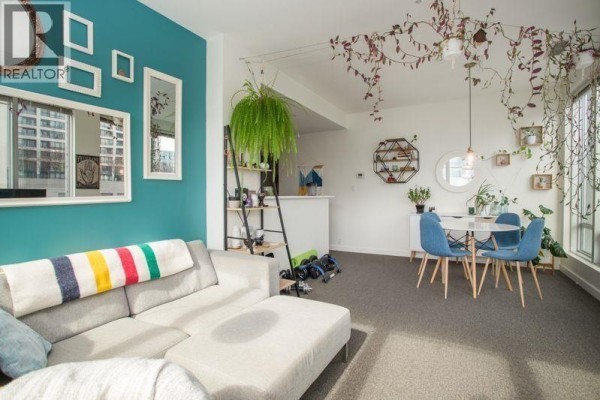 614 989 Nelson Street, Vancouver, BC V6Z3B6 Photo 5