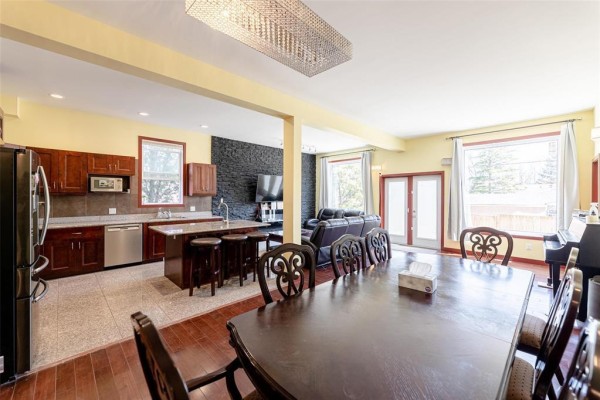 Sunroom - 614 Pasadena Avenue, Winnipeg, MB R3T2S9 Photo 4