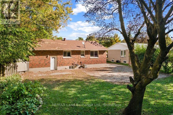 614 River Street, Saugeen Shores, ON N0H2C4 Photo 2
