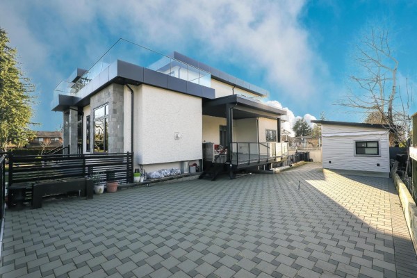 6149 181a Street, Surrey, BC V3S4M3 Photo 3