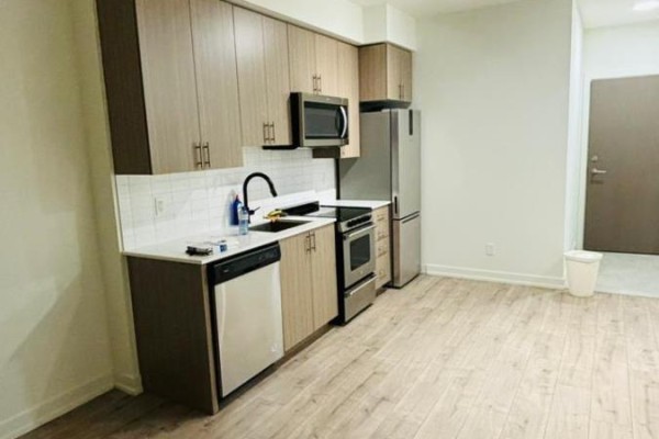 615 - 10 Wilby Crescent, Toronto, ON M9N0B6 Photo 5